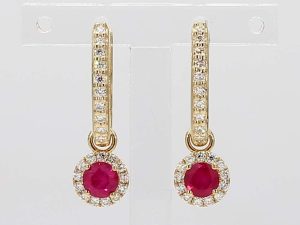 23093